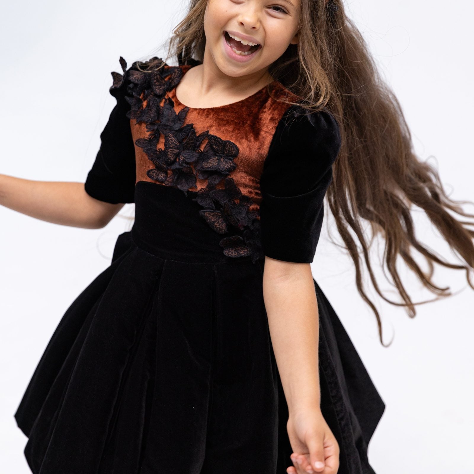 Mariposa_Black_dress_e1ceb546-7474-4861-86db-2b0dcc1c8cca.jpg